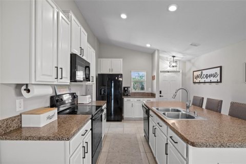 House in Ruskin, Florida 3 bedrooms, 117.06 sq.m. № 1894951 - photo 11