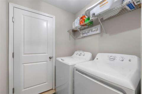 House in Ruskin, Florida 3 bedrooms, 117.06 sq.m. № 1894951 - photo 30