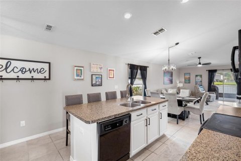 House in Ruskin, Florida 3 bedrooms, 117.06 sq.m. № 1894951 - photo 13
