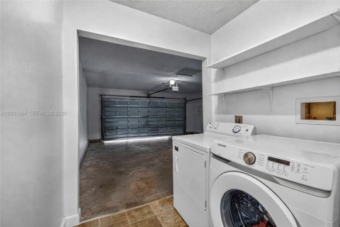 Купить виллу или дом в Майами, Флорида 3 спальни, 161.37м2, № 2153864 - фото 26