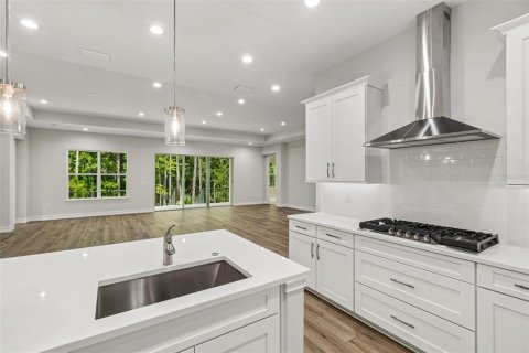 Casa en venta en Brooksville, Florida, 3 dormitorios, 278.8 m2 № 2195824 - foto 9
