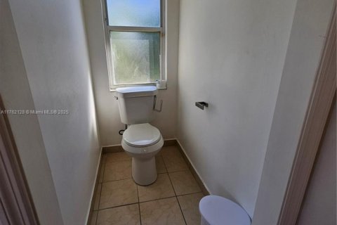 House in Lehigh Acres, Florida 4 bedrooms № 1738621 - photo 30