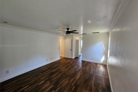 House in Lehigh Acres, Florida 4 bedrooms № 1738621 - photo 23
