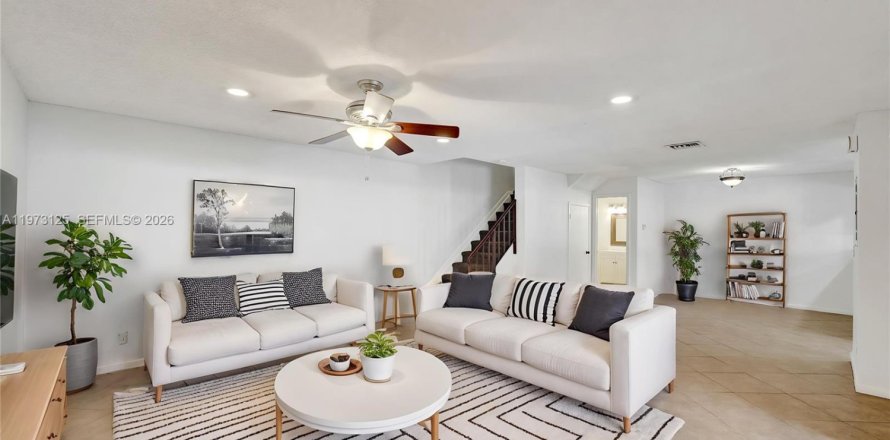 Touwnhouse à Boca Raton, Floride 3 chambres, 147.99 m2 № 2273582