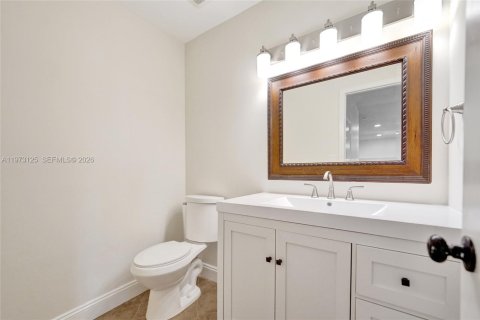 Touwnhouse à vendre à Boca Raton, Floride: 3 chambres, 147.99 m2 № 2273582 - photo 9