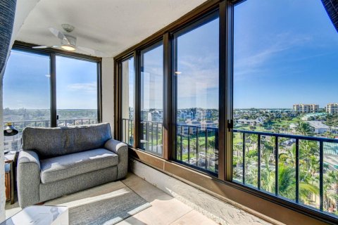 Condo in St. Lucie, Florida, 2 bedrooms  № 2193994 - photo 10