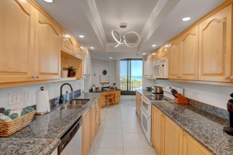 Condo in St. Lucie, Florida, 2 bedrooms  № 2193994 - photo 11