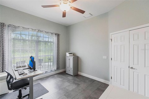 House in Port Charlotte, Florida 3 bedrooms, 182.09 sq.m. № 1908089 - photo 13