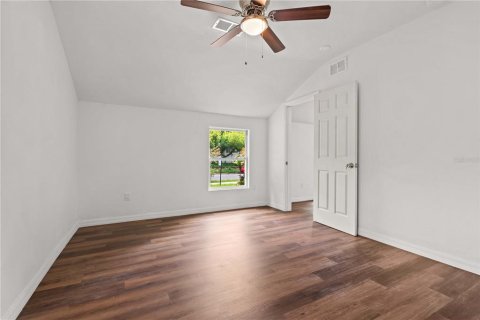 House in Tampa, Florida 4 bedrooms, 200.76 sq.m. № 1824848 - photo 25