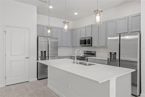 Villa ou maison à vendre à Orlando, Floride: 8 chambres, 298.03 m2 № 2148276 - photo 10