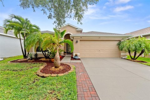 House in Ruskin, Florida 3 bedrooms, 143.07 sq.m. № 2287143