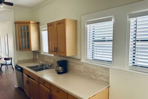 House in Bradenton, Florida 3 bedrooms, 106.84 sq.m. № 1774811 - photo 3