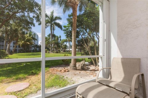 Copropriété à vendre à Pompano Beach, Floride: 2 chambres, 91.04 m2 № 2187506 - photo 12