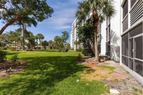 Copropriété à vendre à Pompano Beach, Floride: 2 chambres, 91.04 m2 № 2187506 - photo 6
