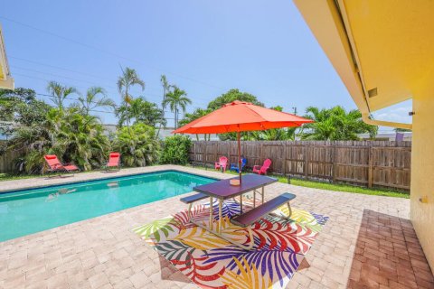 Villa ou maison à vendre à Boca Raton, Floride: 5 chambres, 172.52 m2 № 2261177 - photo 2