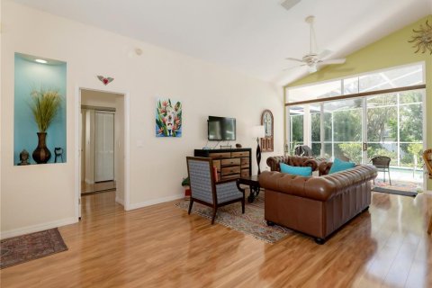 House in Tarpon Springs, Florida 3 bedrooms, 158.12 sq.m. № 1844971 - photo 21