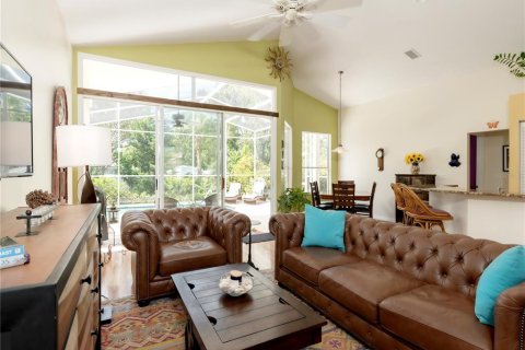 House in Tarpon Springs, Florida 3 bedrooms, 158.12 sq.m. № 1844971 - photo 7