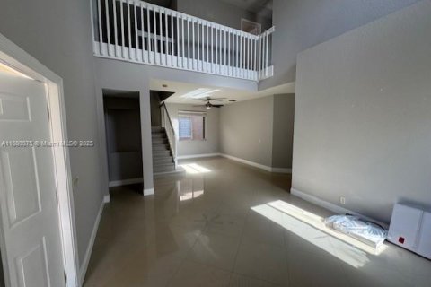 Casa en alquiler en Weston, Florida, 5 dormitorios, 227.61 m2 № 1928825 - foto 20