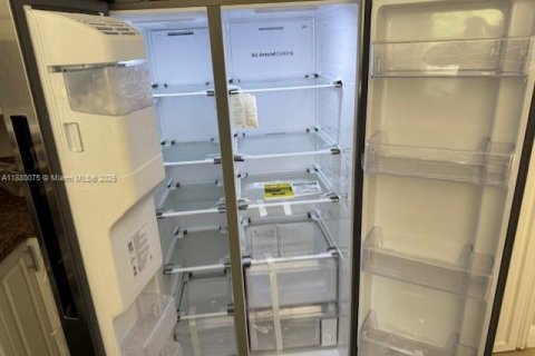 Casa en alquiler en Weston, Florida, 5 dormitorios, 227.61 m2 № 1928825 - foto 12