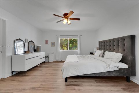 Townhouse in Sunrise, Florida 3 bedrooms, 150.41 sq.m. № 1878562 - photo 14