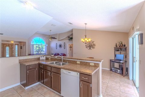 Villa ou maison à vendre à Kissimmee, Floride: 3 chambres, 143.07 m2 № 2342131 - photo 15