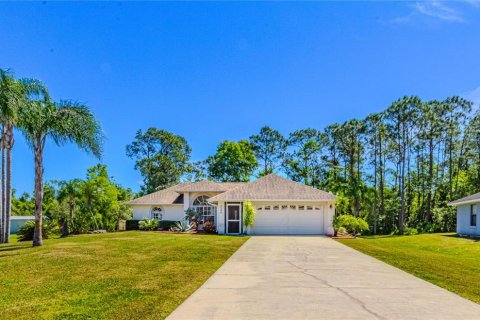 Villa ou maison à vendre à Kissimmee, Floride: 3 chambres, 143.07 m2 № 2342131 - photo 4