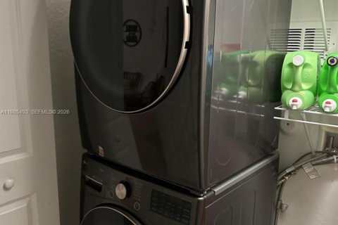 Купить кондоминиум в Майами, Флорида 3 спальни, 128.58м2, № 2089896 - фото 15