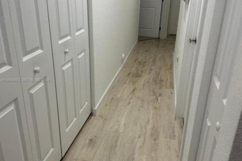 Купить кондоминиум в Майами, Флорида 3 спальни, 128.58м2, № 2089896 - фото 8