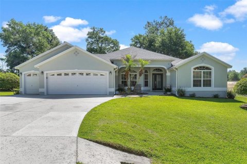 Casa en Lady Lake, Florida 3 dormitorios, 229.65 m2 № 2103493