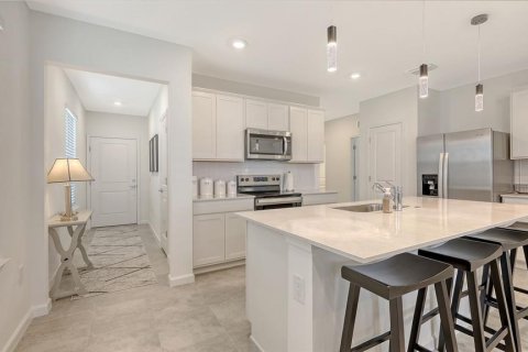 House in Sarasota, Florida 4 bedrooms, 147.81 sq.m. № 1852903 - photo 8