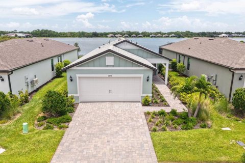 House in Sarasota, Florida 4 bedrooms, 147.81 sq.m. № 1852903 - photo 1