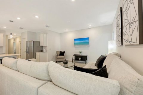 House in Sarasota, Florida 4 bedrooms, 147.81 sq.m. № 1852903 - photo 19