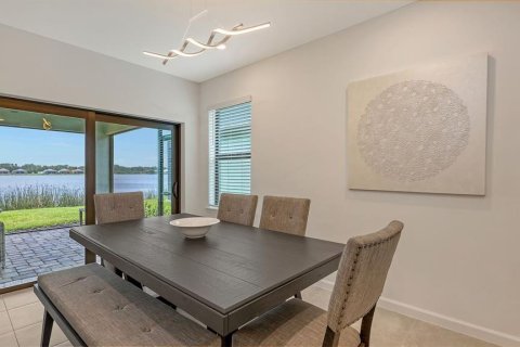 House in Sarasota, Florida 4 bedrooms, 147.81 sq.m. № 1852903 - photo 16