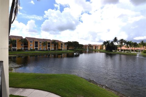 Condominio en venta en Miramar, Florida, 2 dormitorios, 90.77 m2 № 1821832 - foto 30