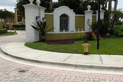 Condominio en venta en Miramar, Florida, 2 dormitorios, 90.77 m2 № 1821832 - foto 5