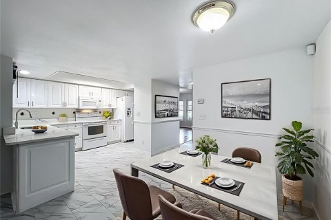 Купить виллу или дом в Орландо, Флорида 11 комнат, 206.15м2, № 1850001 - фото 9