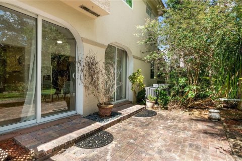 Townhouse in Boca Raton, Florida 3 bedrooms, 113.99 sq.m. № 2382795 - photo 2