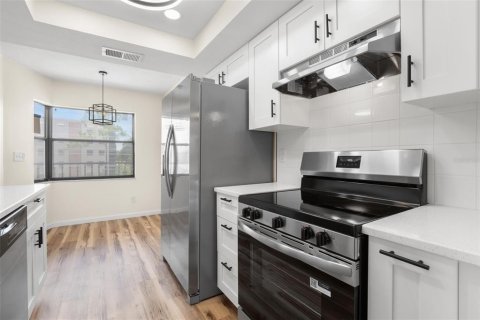 Copropriété à vendre à Saint Petersburg, Floride: 2 chambres, 92.9 m2 № 2152245 - photo 7