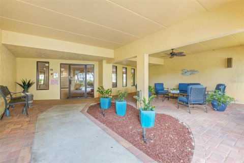 Copropriété à vendre à Saint Petersburg, Floride: 2 chambres, 92.9 m2 № 2152245 - photo 4
