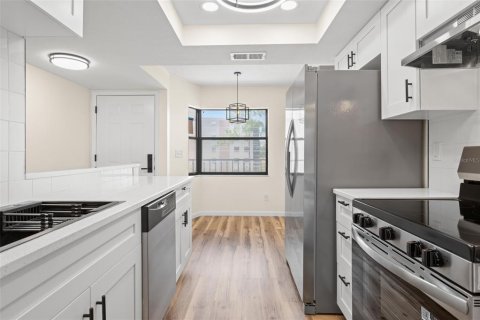 Copropriété à vendre à Saint Petersburg, Floride: 2 chambres, 92.9 m2 № 2152245 - photo 8