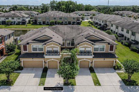 Townhouse in Tampa, Florida 2 bedrooms, 145.95 sq.m. № 2112139