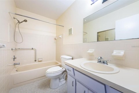 Купить кондоминиум в Клируотер, Флорида 3 комнаты, 127.28м2, № 1899768 - фото 15