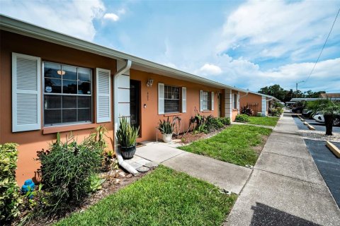 Villa ou maison à vendre à Clearwater, Floride: 2 chambres, 83.61 m2 № 1826796 - photo 21
