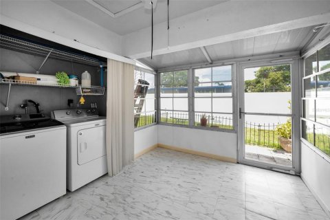 Villa ou maison à vendre à Clearwater, Floride: 2 chambres, 83.61 m2 № 1826796 - photo 10