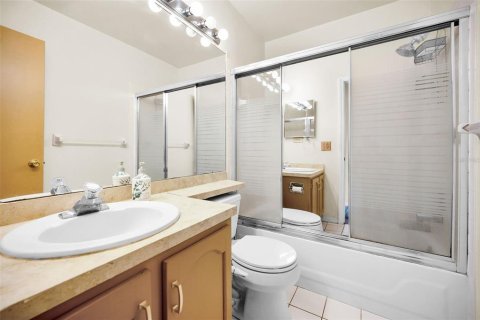 Villa ou maison à vendre à Clearwater, Floride: 2 chambres, 83.61 m2 № 1826796 - photo 9
