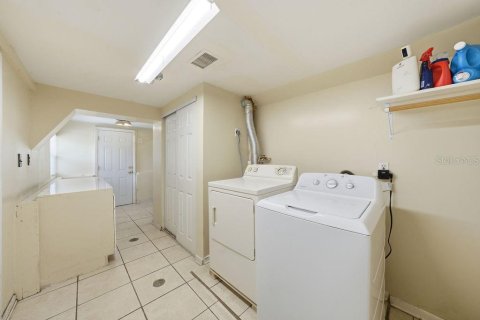 Casa en venta en Tampa, Florida, 2 dormitorios, 141.21 m2 № 2152171 - foto 30