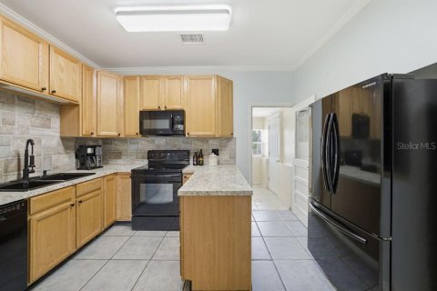 Casa en venta en Tampa, Florida, 2 dormitorios, 141.21 m2 № 2152171 - foto 9