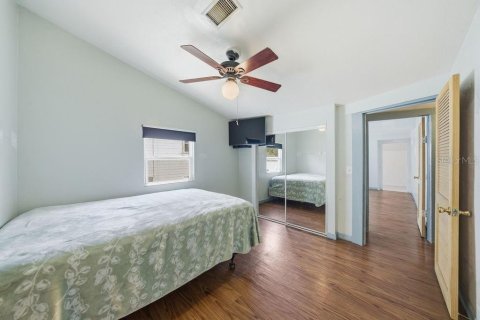 Casa en venta en Tampa, Florida, 2 dormitorios, 141.21 m2 № 2152171 - foto 24