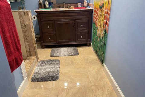 Copropriété à vendre à Miami, Floride: 2 chambres, 99.13 m2 № 2250314 - photo 22