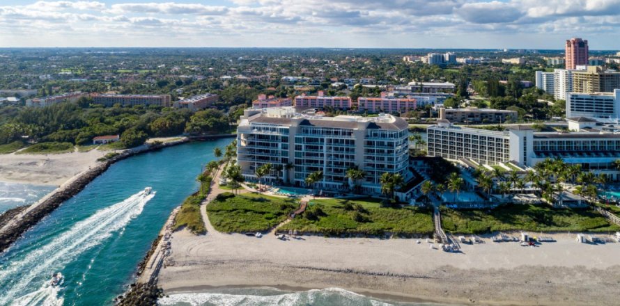 Condominio en Boca Raton, Florida, 3 dormitorios № 1217472